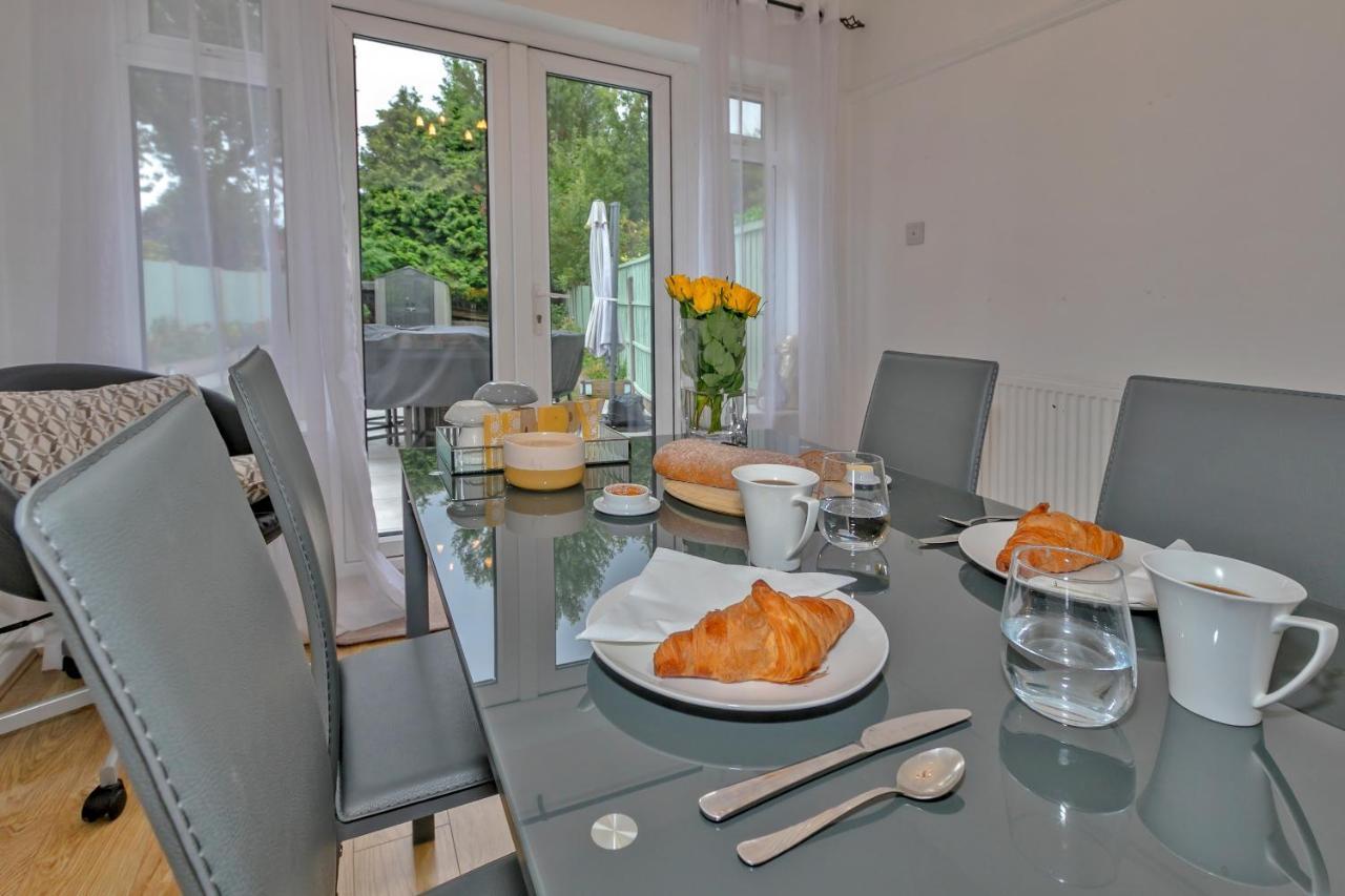 Finest Retreats - Debarnes House Villa Solihull Luaran gambar